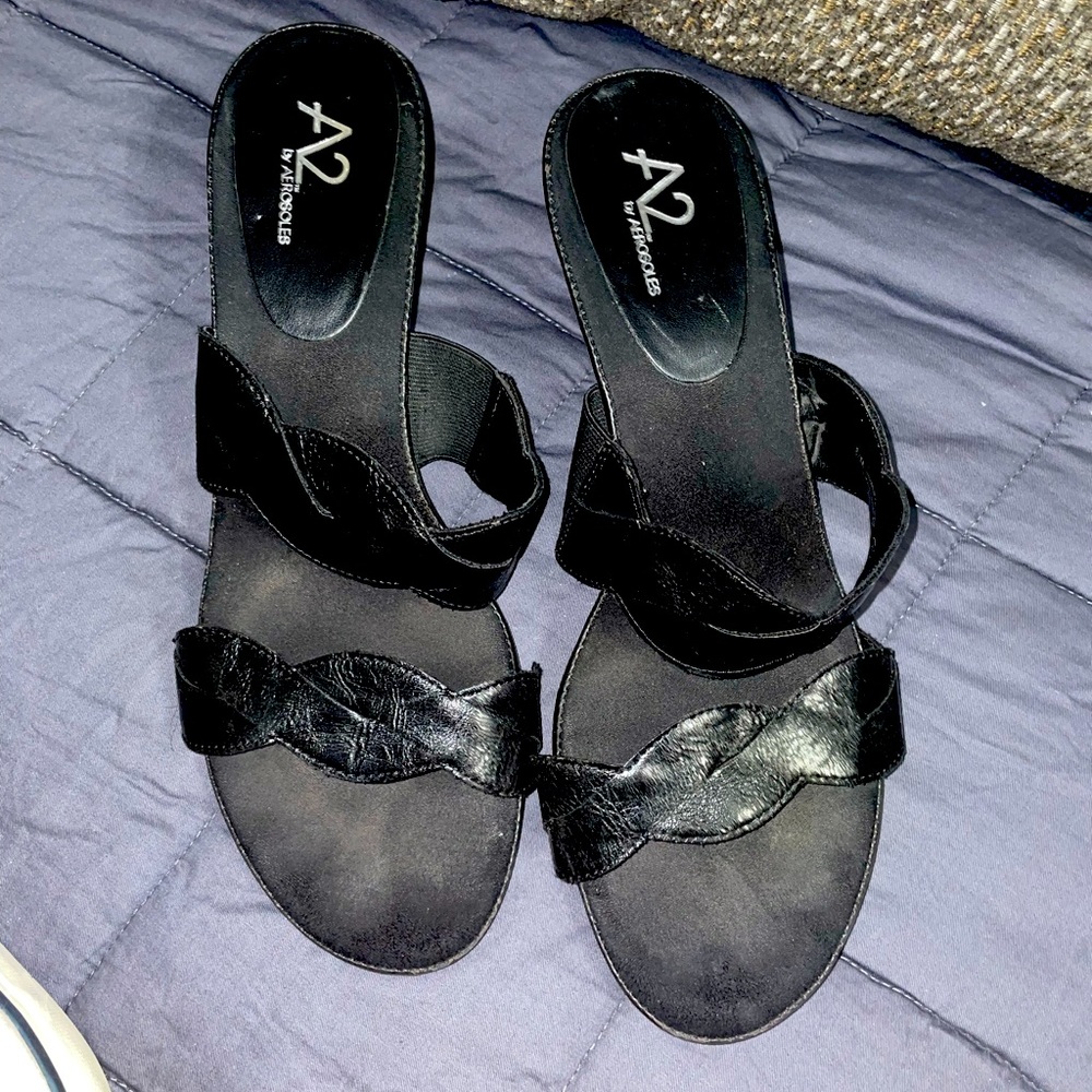 Size 8.5, Aerosole A2, Have plenty of life left.